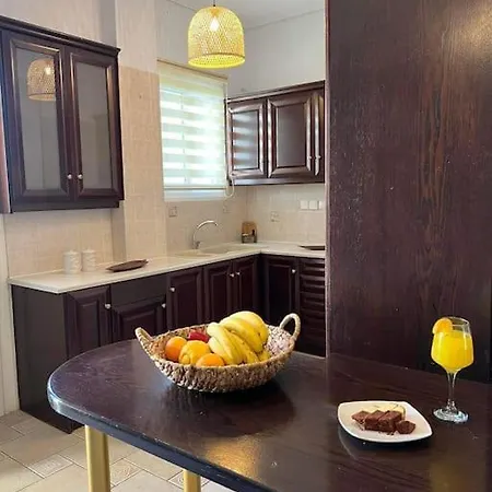 Apartman Comfortable In Kiáto